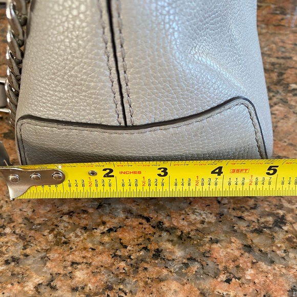 Authentic Michael Kors - Picture 7 of 9